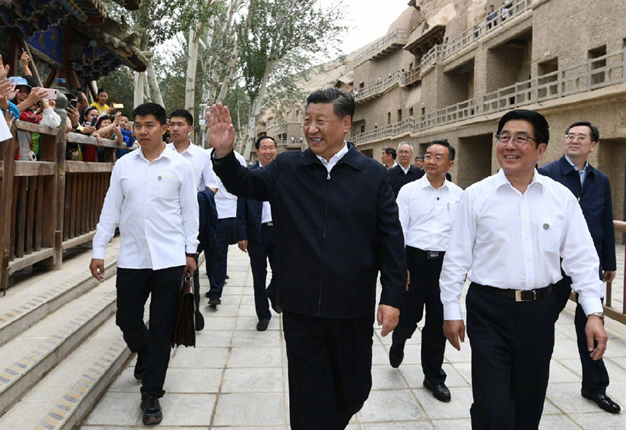 习考察莫高窟.jpg