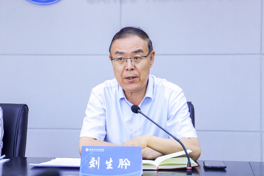 第一张_调整大小.jpg